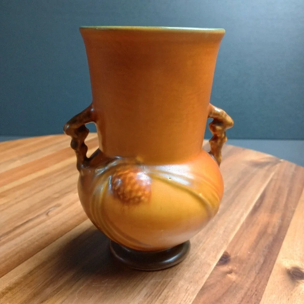 Vintage Roseville Pine Cone Brown Art‎ Pottery Handled Ceramic Vase 839-6